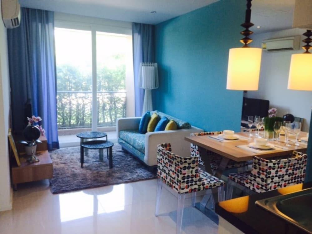 Atlantis Condo Resort Jomtien Beach Exterior photo