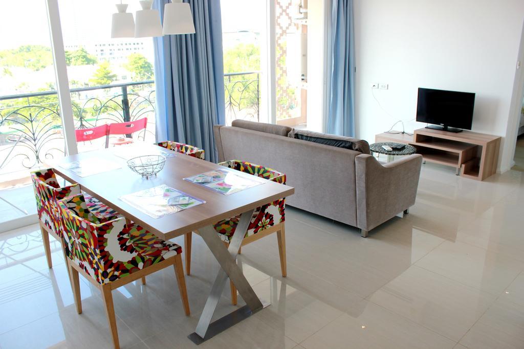 Atlantis Condo Resort Jomtien Beach Room photo