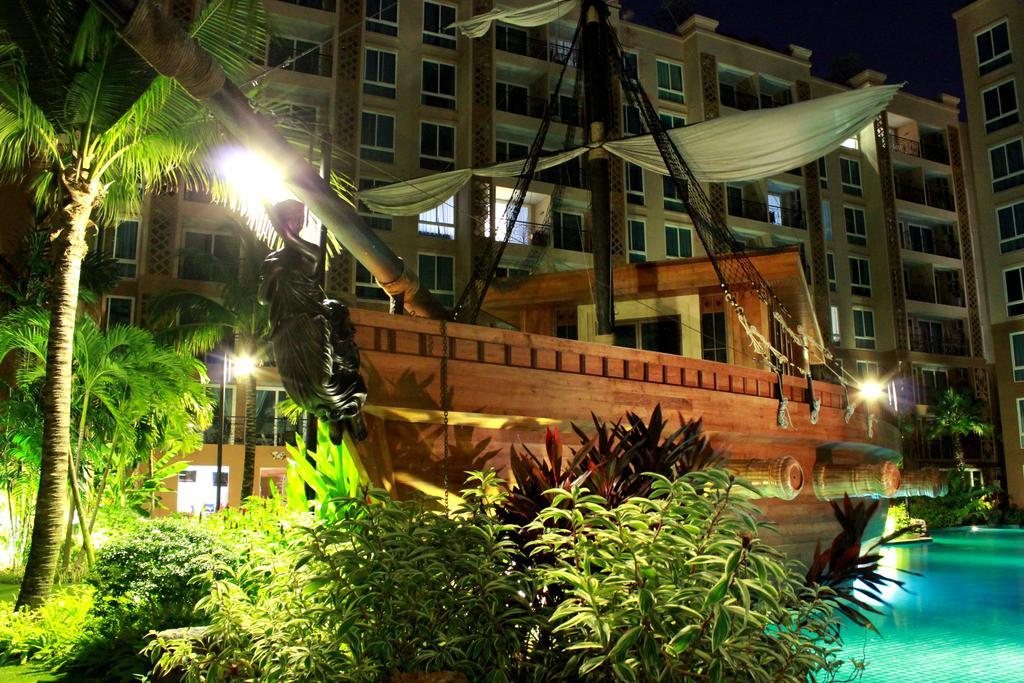 Atlantis Condo Resort Jomtien Beach Room photo