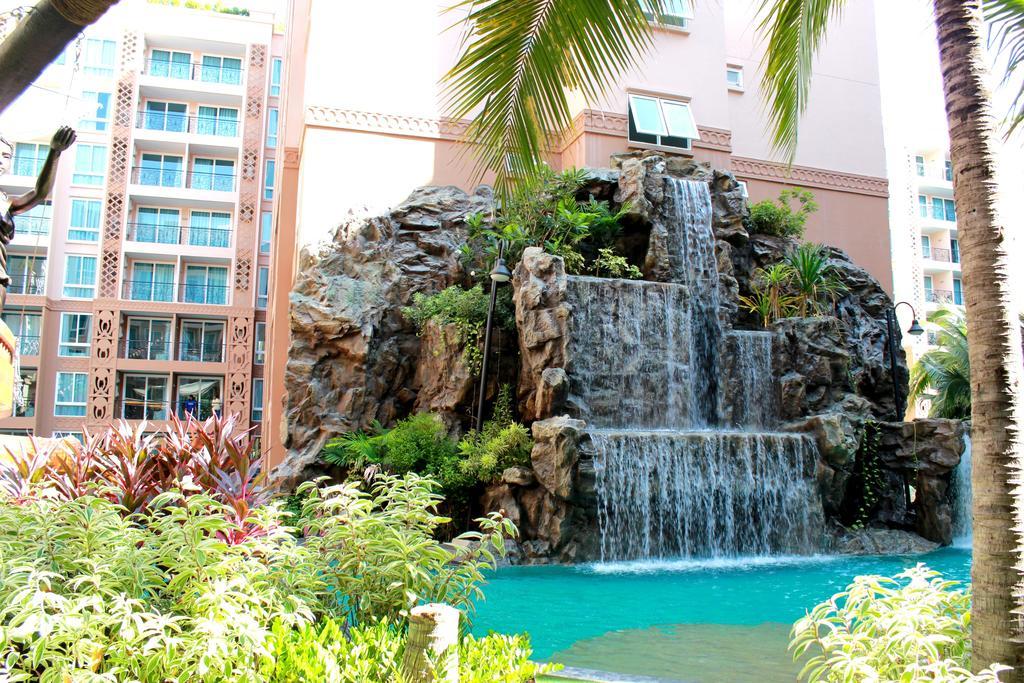 Atlantis Condo Resort Jomtien Beach Room photo
